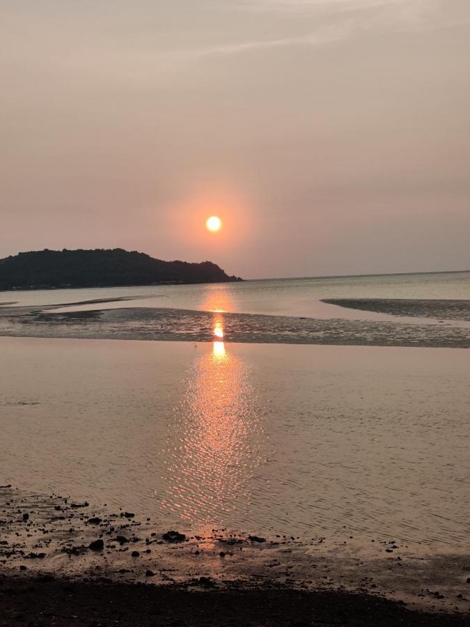 Fig House Anjuna-Chapora Road , Siolim 1Bhk Suite Oxel ภายนอก รูปภาพ